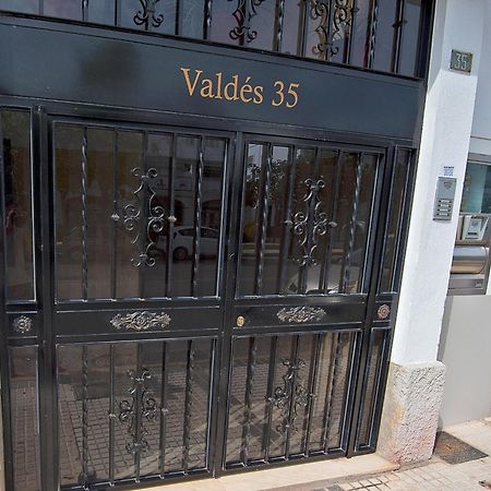 Plaza De Toros 3-Bedroom Apartment With Balcony إل بويرتو دي سانتا ماريا المظهر الخارجي الصورة
